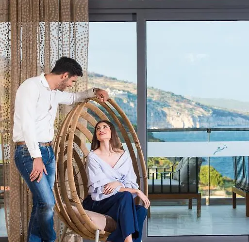 Aeolis Thassos Palace